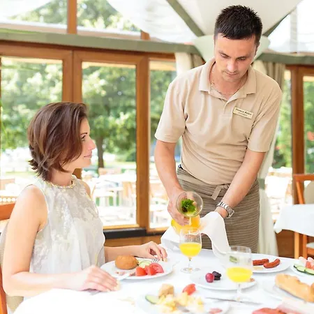 Kehida Termal Holiday Village Hotel 3*